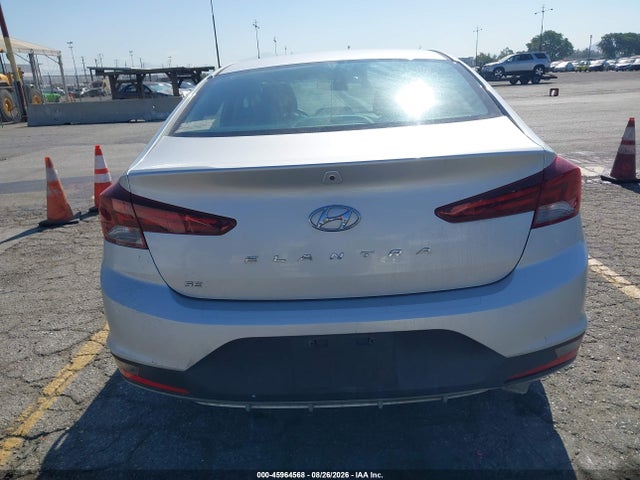 2020 Hyundai Elantra Se მანქანა იყიდება აუქციონზე, vin: 5NPD74LFXLH530567, აუქციონის ნომერი: 45964568