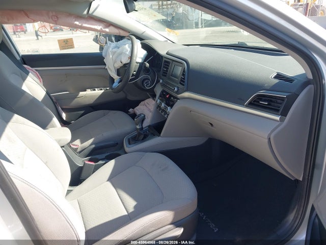 2020 Hyundai Elantra Se მანქანა იყიდება აუქციონზე, vin: 5NPD74LFXLH530567, აუქციონის ნომერი: 45964568