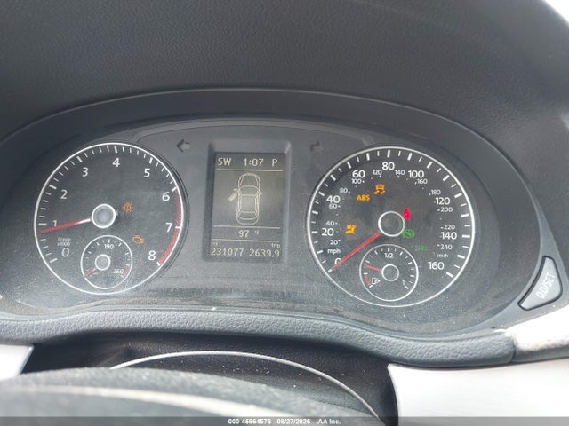 2013 Volkswagen Passat 2.5l Se მანქანა იყიდება აუქციონზე, vin: 1VWBP7A35DC067569, აუქციონის ნომერი: 45964576