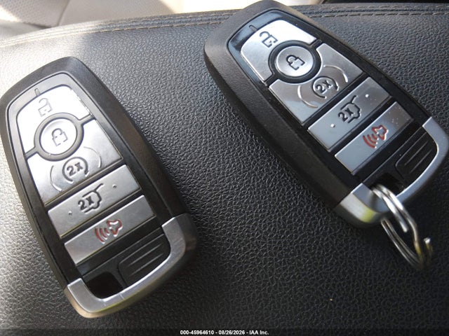45964610 :رقم المزاد ، 1FMCU9DZ2MUA16936 vin ، 2021 Ford Escape Titanium Hybrid مزاد بيع