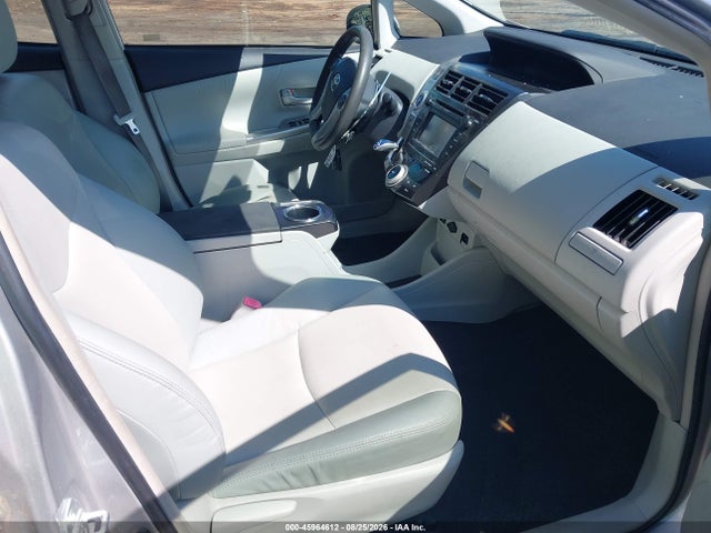Продаж на аукціоні авто 2012 Toyota Prius V Five, vin: JTDZN3EU6C3137646, номер лоту: 45964612