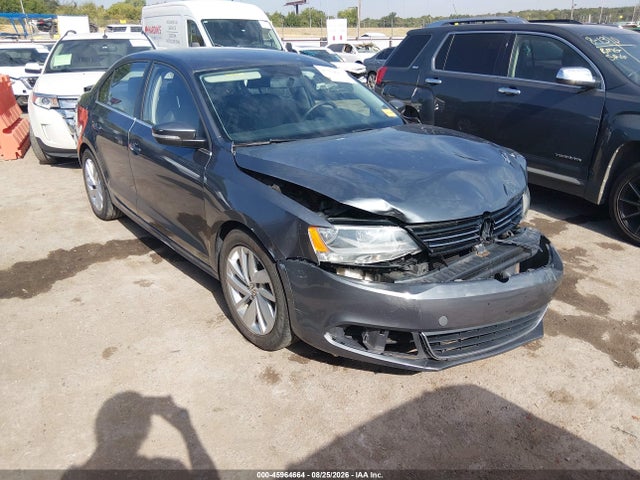 Продажа на аукционе авто 2013 Volkswagen Jetta 2.5l Se, vin: 3VWDX7AJ0DM426140, номер лота: 45964664