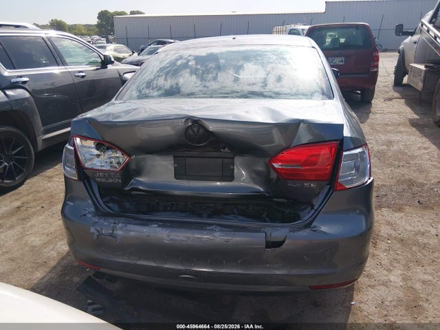 45964664 :رقم المزاد ، 3VWDX7AJ0DM426140 vin ، 2013 Volkswagen Jetta 2.5l Se مزاد بيع