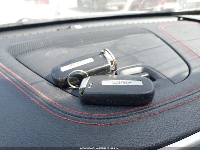 Продаж на аукціоні авто 2015 Jeep Cherokee Trailhawk, vin: 1C4PJMBSXFW563578, номер лоту: 45964671