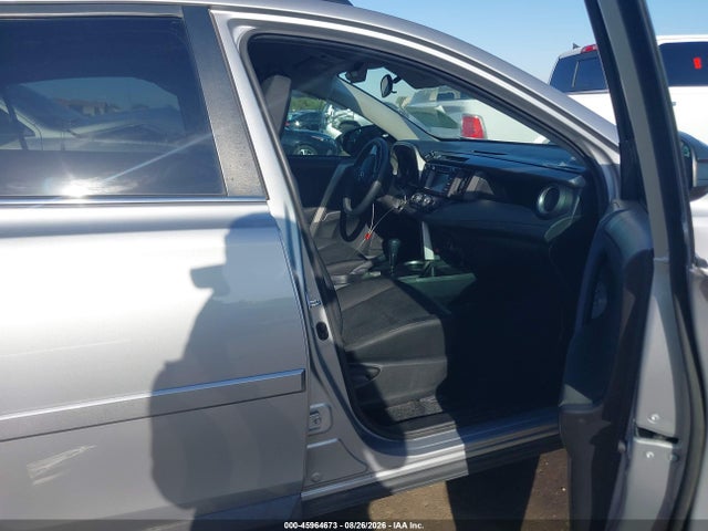 2018 Toyota Rav4 Le მანქანა იყიდება აუქციონზე, vin: 2T3ZFREV7JW407616, აუქციონის ნომერი: 45964673