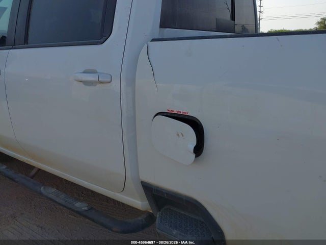 1GC1YNEYXMF173827 Chevrolet Silverado 2500hd 4wd Long Bed Lt