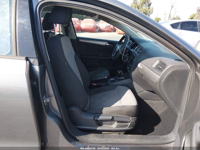 3VW2B7AJ3JM243770 Volkswagen Jetta 1.4t S