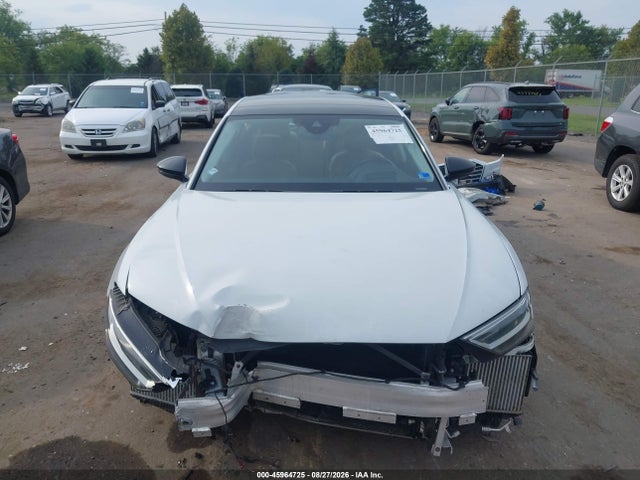 45964725 :رقم المزاد ، WAU8EAF8XLN004424 vin ، 2020 Audi A8 L 60 Tfsi Quattro Tiptronic مزاد بيع
