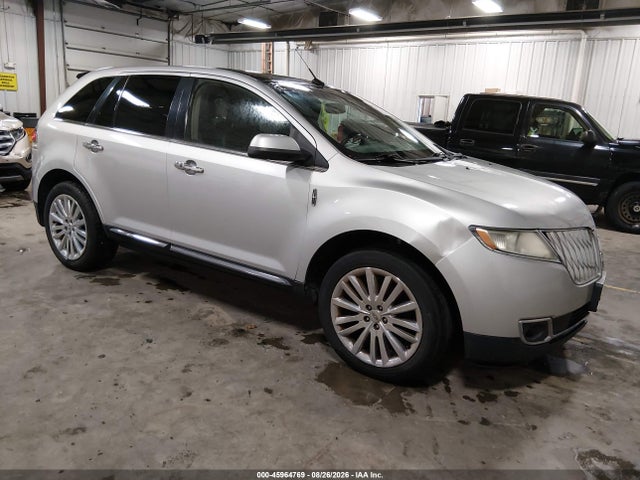 Продаж на аукціоні авто 2011 Lincoln Mkx, vin: 2LMDJ8JK1BBJ27516, номер лоту: 45964769