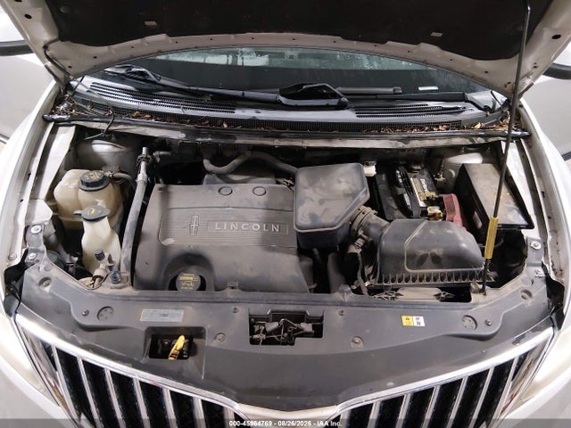 45964769 :رقم المزاد ، 2LMDJ8JK1BBJ27516 vin ، 2011 Lincoln Mkx مزاد بيع