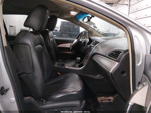 45964769 :رقم المزاد ، 2LMDJ8JK1BBJ27516 vin ، 2011 Lincoln Mkx مزاد بيع