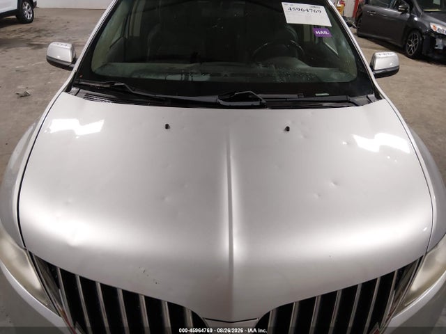 45964769 :رقم المزاد ، 2LMDJ8JK1BBJ27516 vin ، 2011 Lincoln Mkx مزاد بيع