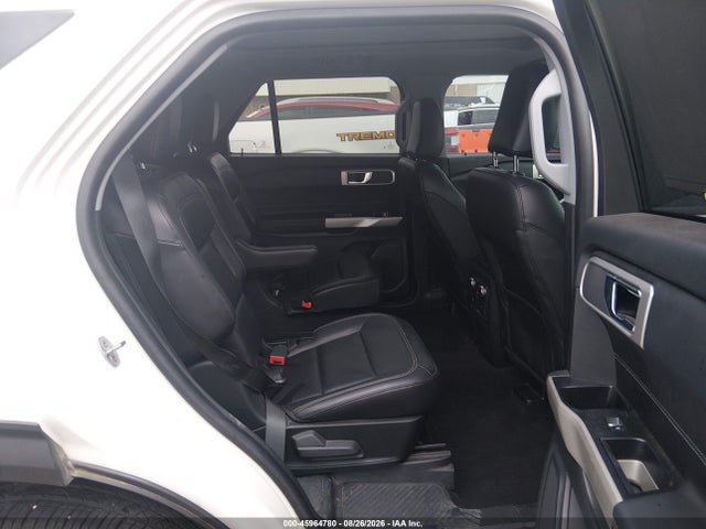 Продажа на аукционе авто 2022 Ford Explorer Xlt, vin: 1FMSK8DH6NGA37940, номер лота: 45964780
