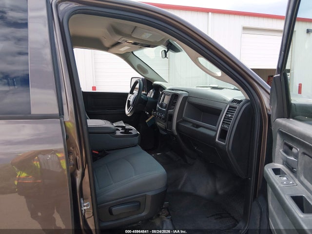 Aukcja sprzedaży 2018 Ram 1500 Tradesman  4x4 5'7 Box, vin: 1C6RR7KG1JS274515, numer aukcji: 45964841