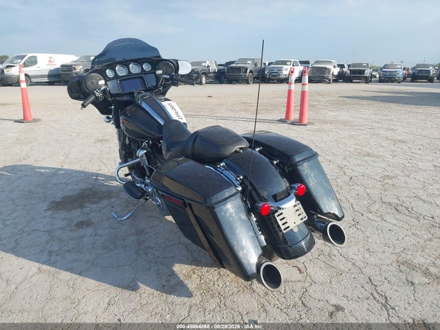 Harley-Davidson FLHXS 2023 1HD1KRP10PB608101 Image 3