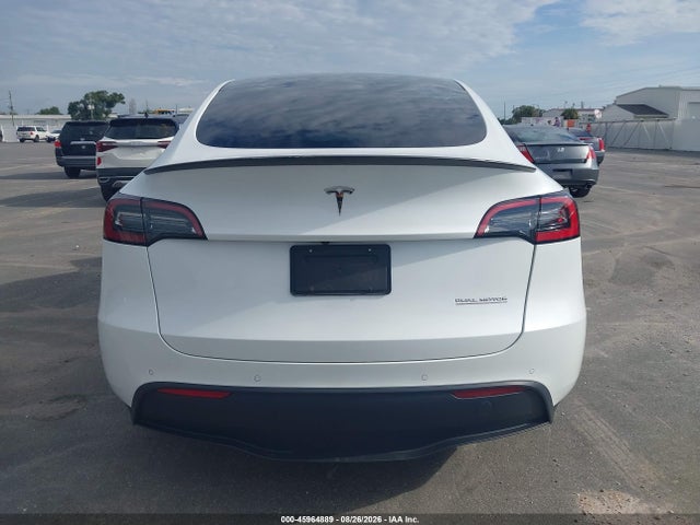 2022 Tesla Model Y Performance Dual Motor All-wheel Drive მანქანა იყიდება აუქციონზე, vin: 7SAYGDEF7NF538970, აუქციონის ნომერი: 45964889