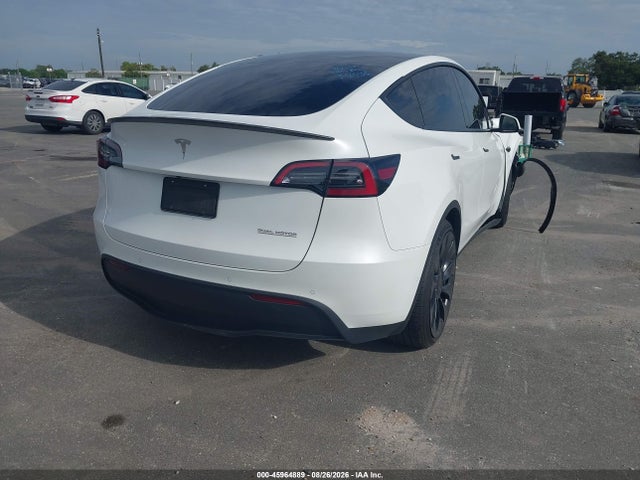 2022 Tesla Model Y Performance Dual Motor All-wheel Drive მანქანა იყიდება აუქციონზე, vin: 7SAYGDEF7NF538970, აუქციონის ნომერი: 45964889