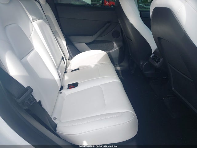 2022 Tesla Model Y Performance Dual Motor All-wheel Drive მანქანა იყიდება აუქციონზე, vin: 7SAYGDEF7NF538970, აუქციონის ნომერი: 45964889