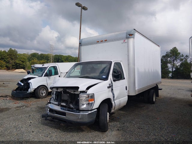 45964914 :رقم المزاد ، 1FDXE4FS5JDC09594 vin ، 2018 Ford E-450 Cutaway مزاد بيع