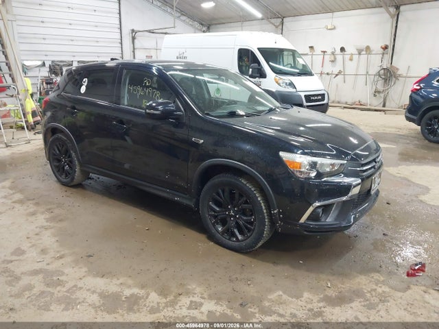 45964978 :رقم المزاد ، JA4AR3AU8JU015637 vin ، 2018 Mitsubishi Outlander Sport 2.0 Le مزاد بيع