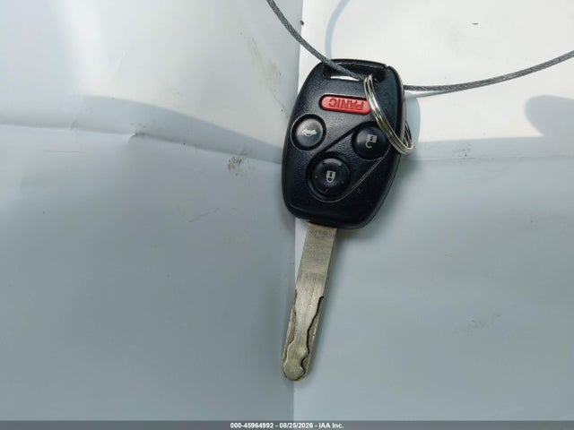 45964992 :رقم المزاد ، 1HGCP2F33BA107984 vin ، 2011 Honda Accord 2.4 Lx مزاد بيع