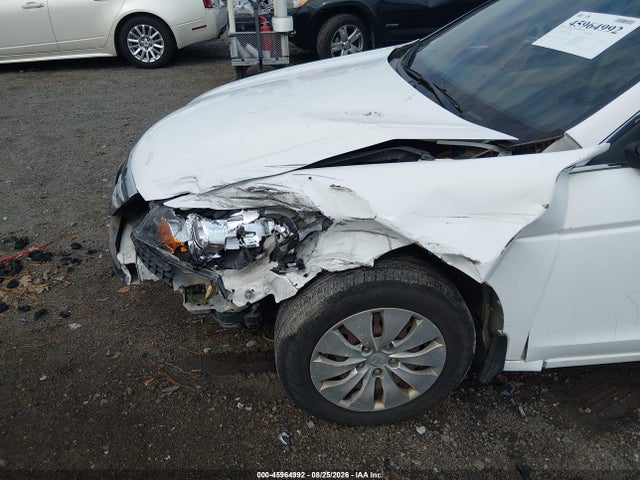 45964992 :رقم المزاد ، 1HGCP2F33BA107984 vin ، 2011 Honda Accord 2.4 Lx مزاد بيع
