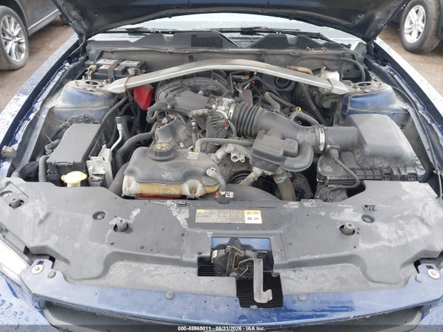 45965011 :رقم المزاد ، 1ZVBP8EM6B5137770 vin ، 2011 Ford Mustang V6 مزاد بيع