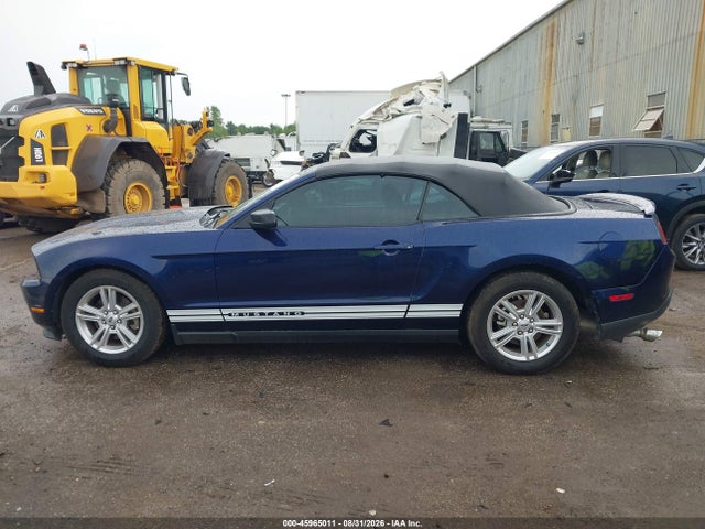 45965011 :رقم المزاد ، 1ZVBP8EM6B5137770 vin ، 2011 Ford Mustang V6 مزاد بيع