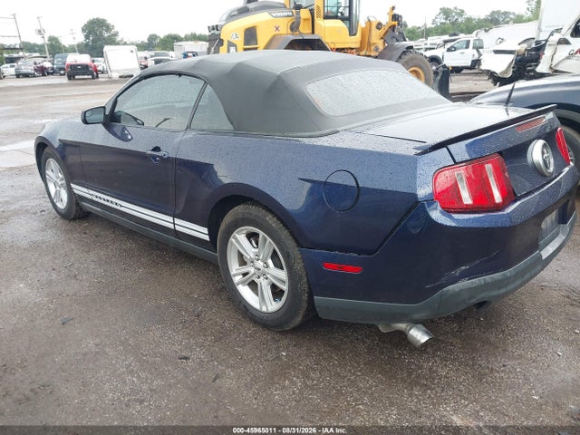 45965011 :رقم المزاد ، 1ZVBP8EM6B5137770 vin ، 2011 Ford Mustang V6 مزاد بيع