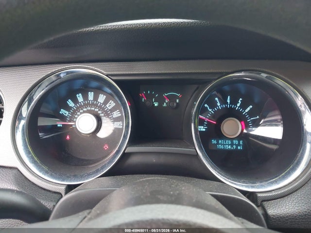 45965011 :رقم المزاد ، 1ZVBP8EM6B5137770 vin ، 2011 Ford Mustang V6 مزاد بيع