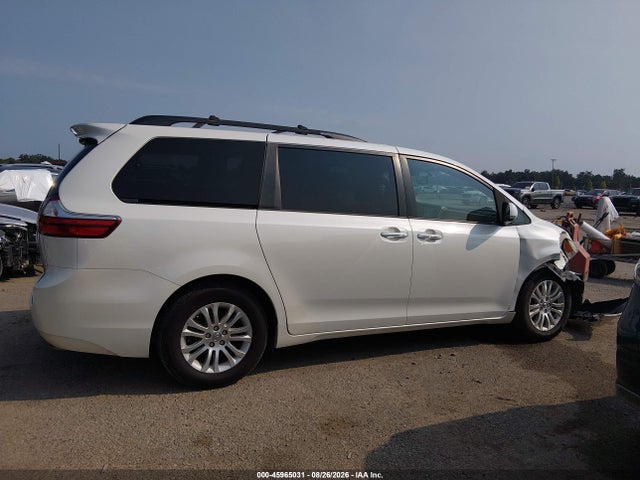 2017 Toyota Sienna Xle Premium 8 Passenger მანქანა იყიდება აუქციონზე, vin: 5TDYZ3DC7HS788735, აუქციონის ნომერი: 45965031