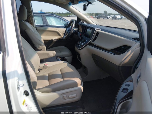 2017 Toyota Sienna Xle Premium 8 Passenger მანქანა იყიდება აუქციონზე, vin: 5TDYZ3DC7HS788735, აუქციონის ნომერი: 45965031