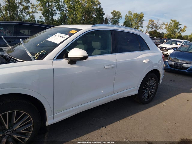 45965044 :رقم المزاد ، WA1AUCF34M1148223 vin ، 2021 Audi Q3 Premium 40 Tfsi Quattro Tiptronic مزاد بيع