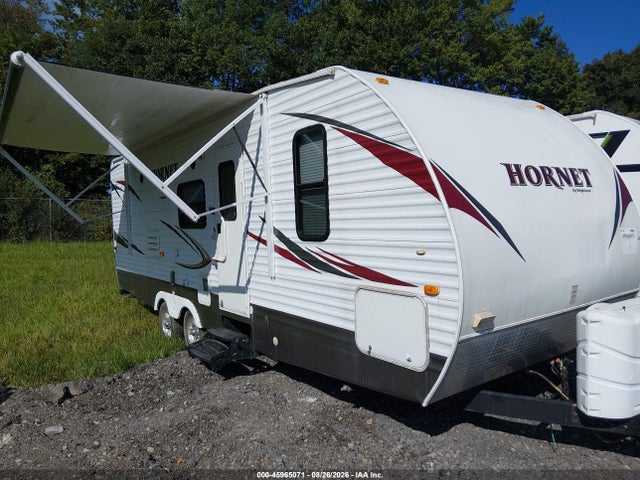 45965071 :رقم المزاد ، 4YDT26R2XA7202929 vin ، 2010 Keystone Rv Hornet 26rbs Travel Trailer مزاد بيع