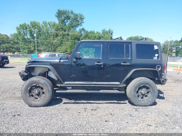 45965164 :رقم المزاد ، 1J4BA6H10BL551403 vin ، 2011 Jeep Wrangler Unlimited Rubicon مزاد بيع