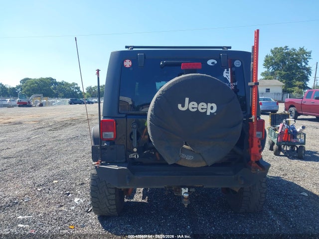 45965164 :رقم المزاد ، 1J4BA6H10BL551403 vin ، 2011 Jeep Wrangler Unlimited Rubicon مزاد بيع