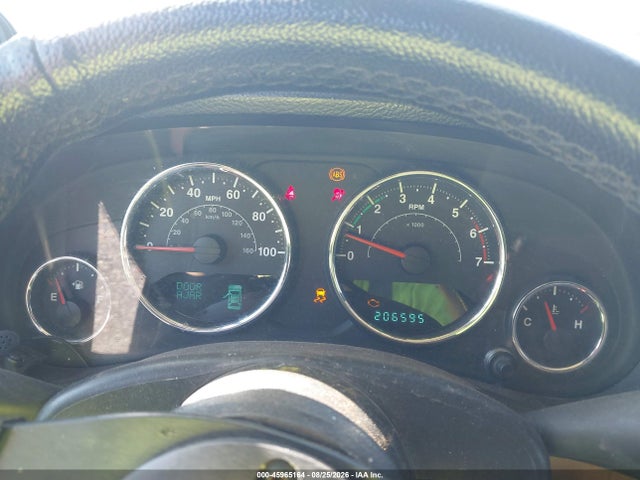 45965164 :رقم المزاد ، 1J4BA6H10BL551403 vin ، 2011 Jeep Wrangler Unlimited Rubicon مزاد بيع
