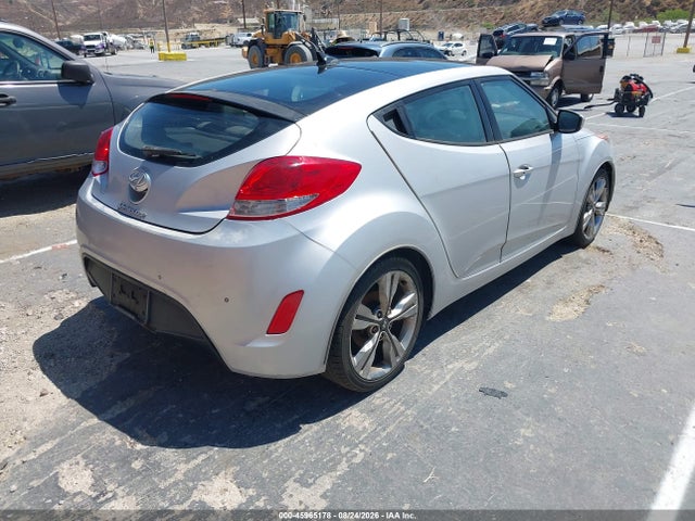 KMHTC6AD0GU285449 Hyundai Veloster