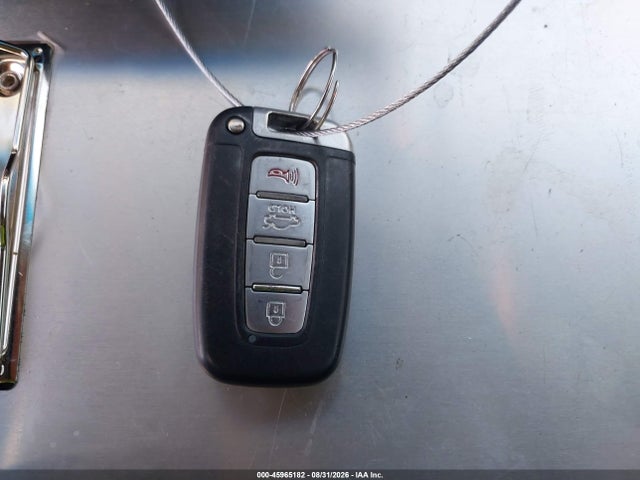 2012 Hyundai Sonata Hybrid მანქანა იყიდება აუქციონზე, vin: KMHEC4A43CA028326, აუქციონის ნომერი: 45965182