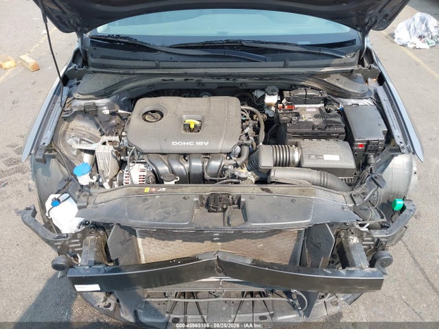 Hyundai Elantra Value Edition 2018 5NPD84LF1JH331966 Image 10