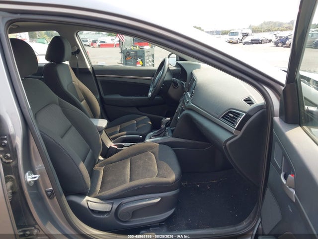 Hyundai Elantra Value Edition 2018 5NPD84LF1JH331966 Image 5