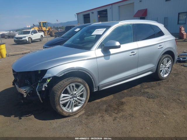 2018 Audi Q5 2.0t Premium/2.0t Tech Premium მანქანა იყიდება აუქციონზე, vin: WA1CNAFY2J2085652, აუქციონის ნომერი: 45965212