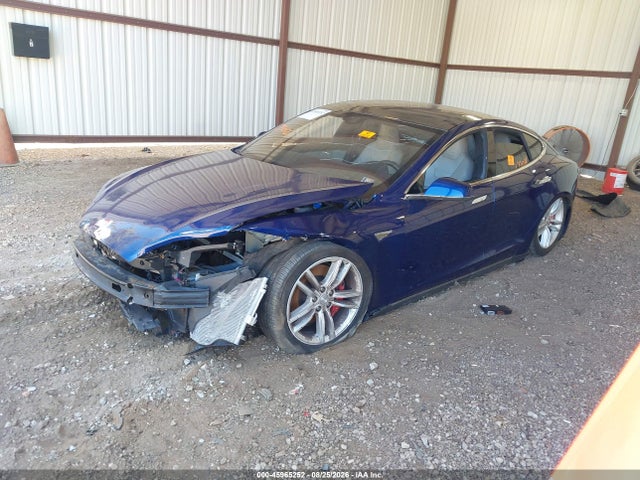 Продажа на аукционе авто 2015 Tesla Model S 85d/p85d, vin: 5YJSA1E44FF114648, номер лота: 45965252