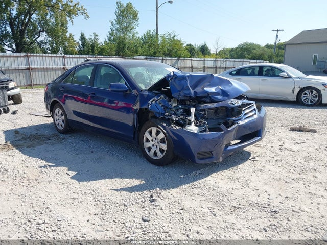 45965257 :رقم المزاد ، 4T1BF3EK5BU592828 vin ، 2011 Toyota Camry Le مزاد بيع