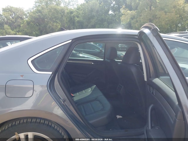 2014 Volkswagen Passat 2.0l Tdi Se მანქანა იყიდება აუქციონზე, vin: 1VWBN7A33EC081137, აუქციონის ნომერი: 45965293