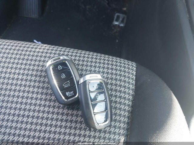 Продажа на аукционе авто 2020 Hyundai Kona Sel, vin: KM8K2CAA0LU567071, номер лота: 45965295