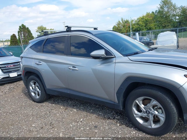45965312 :رقم المزاد ، 5NMJBCAE2NH054174 vin ، 2022 Hyundai Tucson Sel مزاد بيع