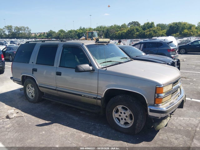 45965321 :رقم المزاد ، 1GNEK13R7XJ318127 vin ، 1999 Chevrolet Tahoe Ls مزاد بيع