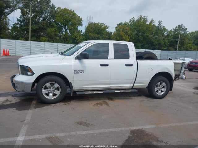 Продажа на аукционе авто 2019 Ram 1500 Classic Tradesman  4x2 6'4 Box, vin: 1C6RR6FG2KS530019, номер лота: 45965351