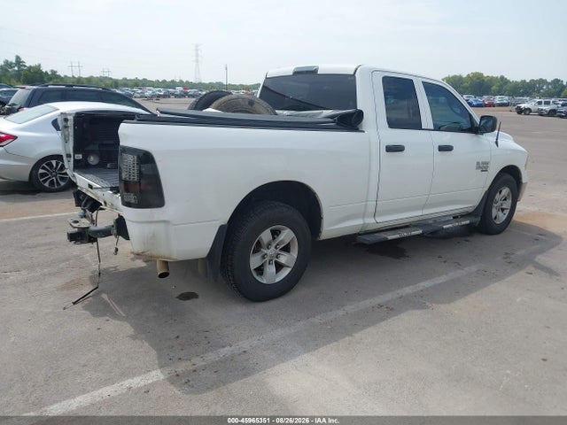 Продажа на аукционе авто 2019 Ram 1500 Classic Tradesman  4x2 6'4 Box, vin: 1C6RR6FG2KS530019, номер лота: 45965351